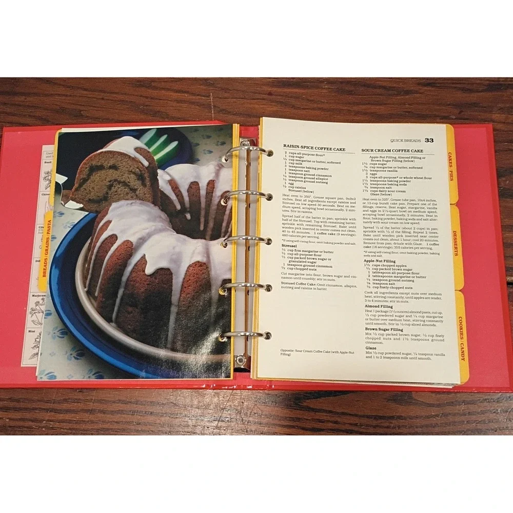 Betty Crocker's Cookbook 1989 5 Ring Binder HC Seventh Printing Golden Press